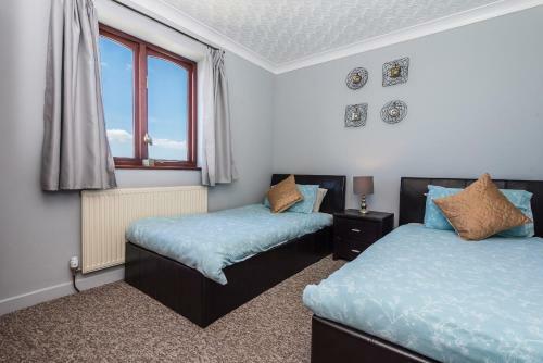 Detached 4-bed Farmhouse Beaumaris Stunning Views!