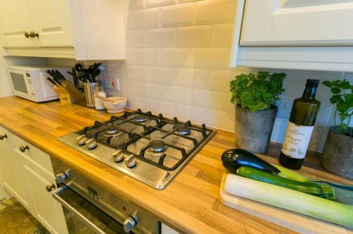 Sailors Return