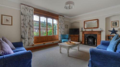 5 Belmont Terrace