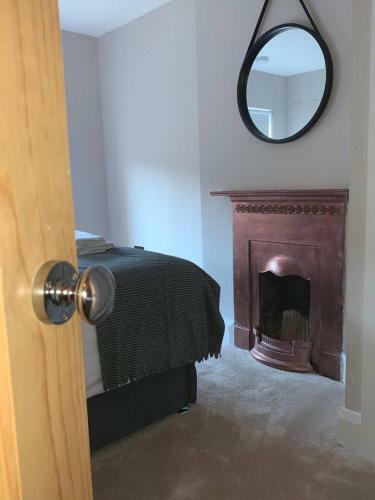 Ebor. *cosy*homli*parking*wifi*smart