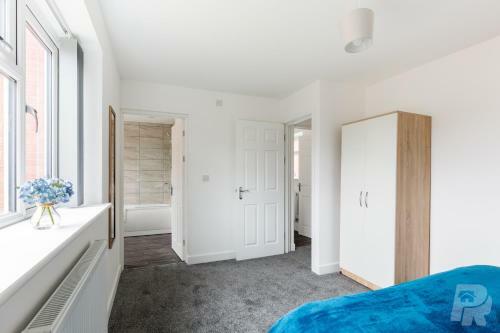 Birmingham Estate I By Prime Stays