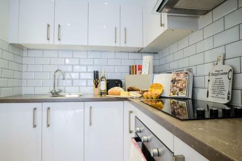 Bed & Breakfast Onyx Serviced Luxury Birmingham City Accommodation