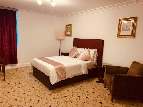Ladbrooke Hotel
