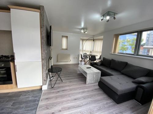 Beautiful Detached Home-broad Street&brindleyplace