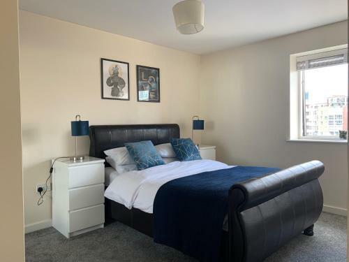 Sherborne Wharf City Centre Apartment By Broad St - Sleeps 4
