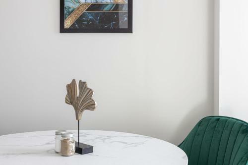 Beautiful 2br Birmingham Apartment With Stunning Views
