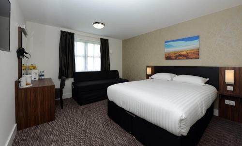 Hotel Willows, Blackburn By Marston's Inn