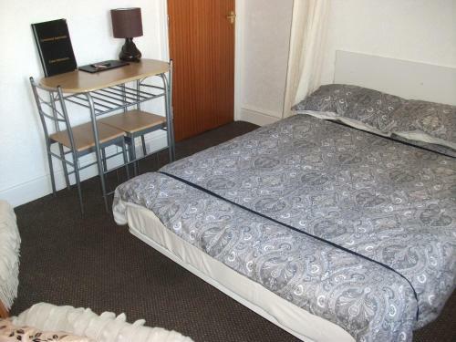 Lawnswood Holiday Apartments