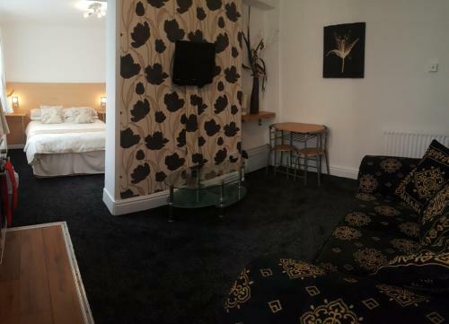 Norwyn Court Holiday Apartments