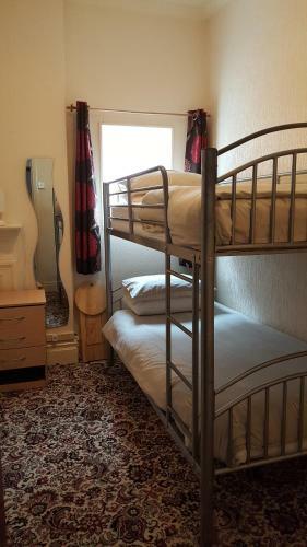 Norwyn Court Holiday Apartments