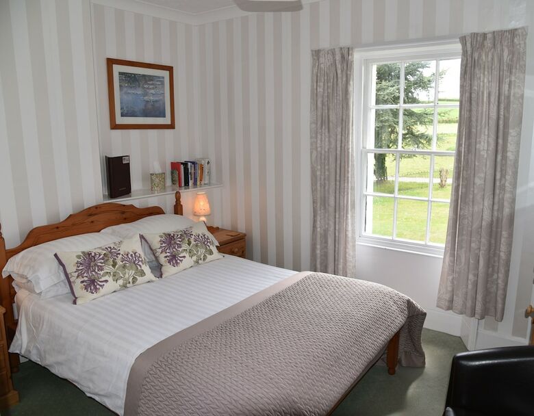 Bed & Breakfast Lower Bryanston Farm