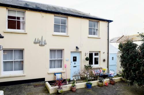 Bognor Regis Villa Sleeps 6 With Wifi