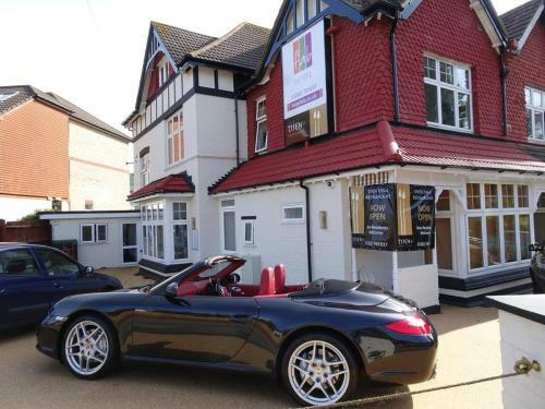 Primrose Hotel