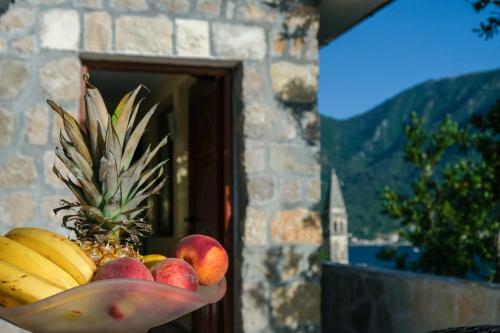 Apartments Perasto
