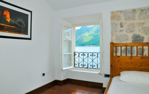 Perast Waterfront Apartments