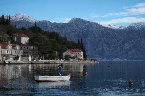 Apartment Dyonis Perast