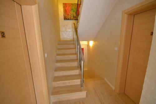 Apartments Mianiko