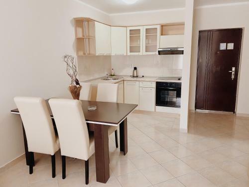 Sun Village Apartments Djenovici