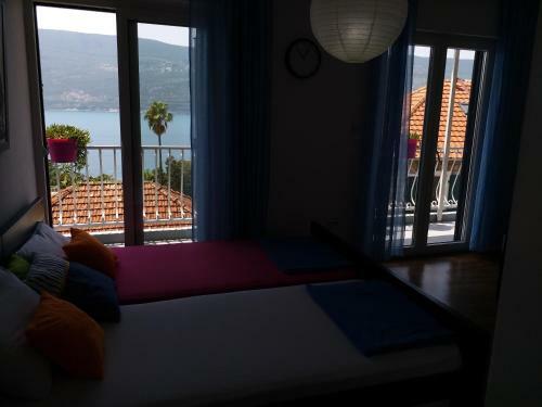 Apartments And Rooms Bumerang
