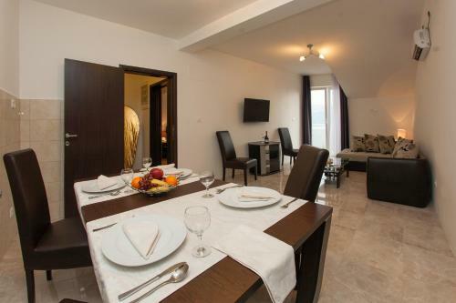 Hostal Guest House Aria