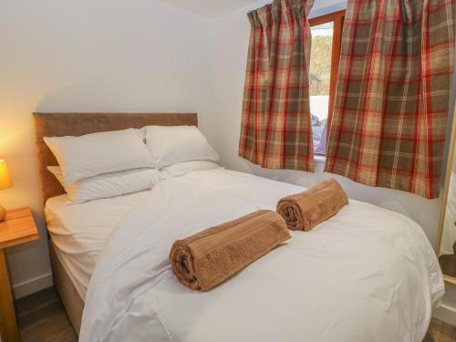 15 Waterside Lodges