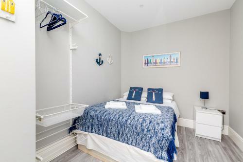 Direct Sea View 1 Bed Room Apartment
