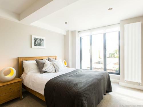 Luxury 3bdr Conversion W/private Rooftop Terrace