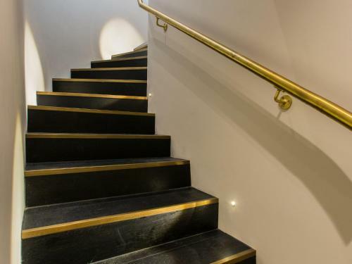 Luxury 3bdr Conversion W/private Rooftop Terrace