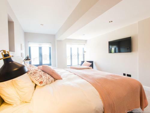 Luxury 3bdr Conversion W/private Rooftop Terrace