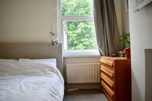 Charming 1bd Apartment With Plenty Of Character