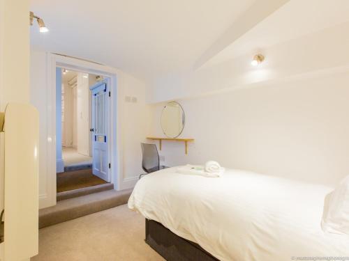 *new* Luxury 3bdr Property W/conservatory & Garden
