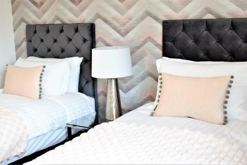 Savoy Court - Your Apartment