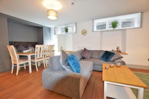 Oakfield Place - Your Apartment