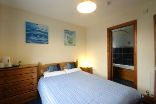Hotel Whitehouse Guestrooms