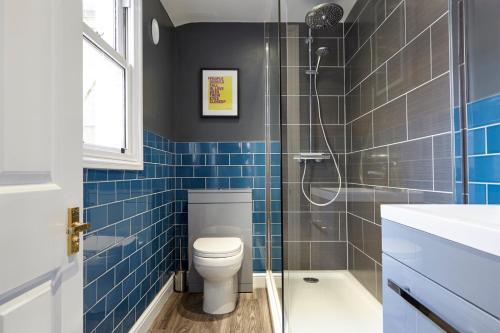 The Sunningdale - Your Apartment