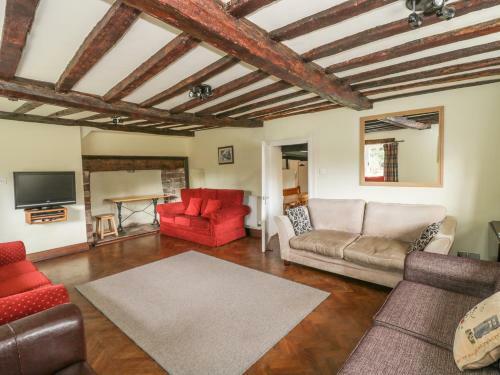 Little Cowarne Court