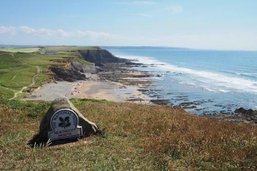 Charming 3-bed Caravan In Bude North Cornwall