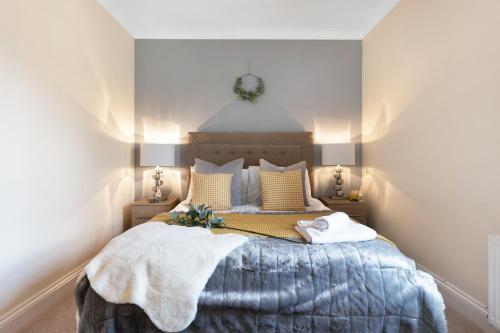 Stylish Cottage - Parking - Garden - Sleeps 6