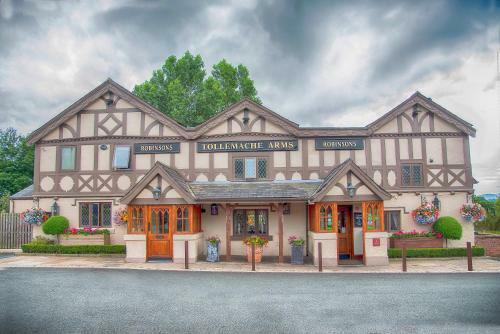 Hotel Tollemache Arms