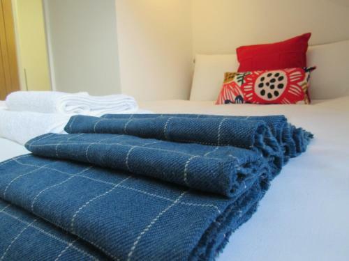 Hostal The Tas Suites - Tas Accommodations