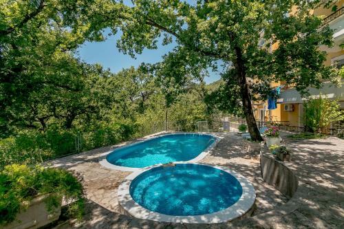 Apartments Miljan I Ranko