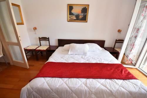 Nikic Apartments