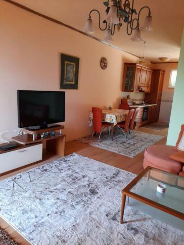 Villa Garden Apartments