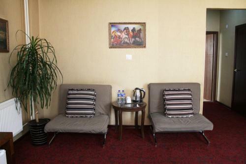 New World Hotel