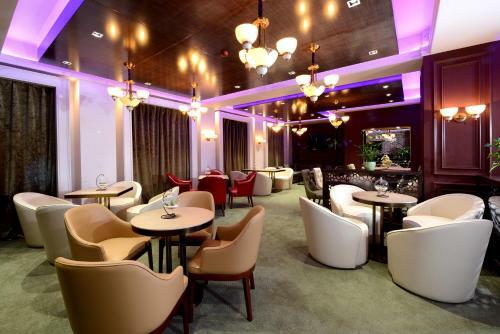 Kempinski Hotel Khan Palace