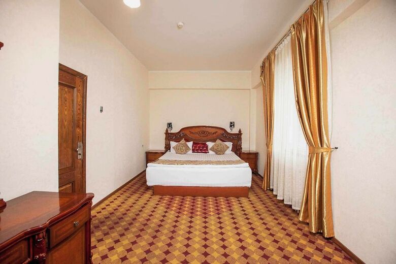 Ub City Hotel