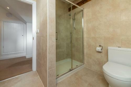 Sunflower Cottage - Gonwin Manor