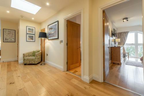 7 Sandy Lane