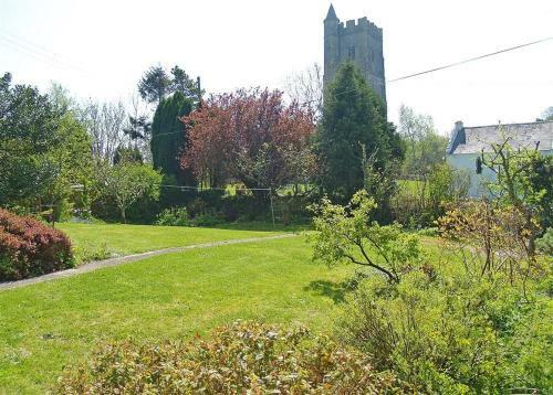 One Cheriton Row