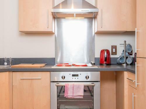 Mega Apartment Next To City Centre And Bay With Parking